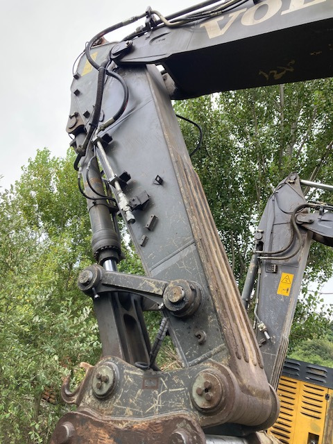 Pelle sur chenilles VOLVO EC360 CNL - Верижен багер: снимка 4 Pelle sur chenilles VOLVO EC360 CNL - Верижен багер: снимка 4