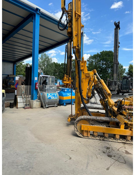 Klemm KR 805 DS - Пробивна машина: снимка 1 Klemm KR 805 DS - Пробивна машина: снимка 1