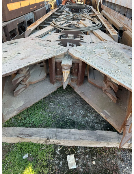 Liebherr Stein HT Diaphragm Wall - Грайфер за Строителна техника: снимка 5 Liebherr Stein HT Diaphragm Wall - Грайфер за Строителна техника: снимка 5