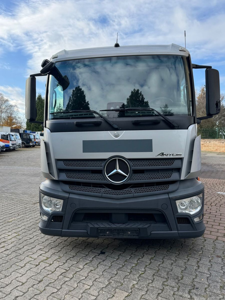 Mercedes-Benz Antos 2540/Durchladbar/2xLBW/Frigoblock - Рефрижератор камион: снимка 4 Mercedes-Benz Antos 2540/Durchladbar/2xLBW/Frigoblock - Рефрижератор камион: снимка 4