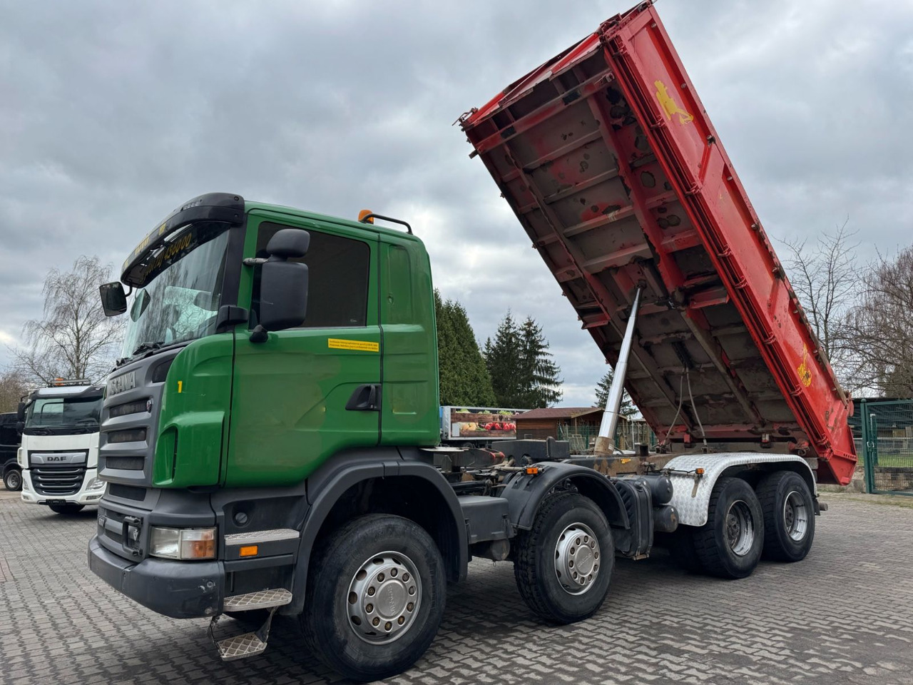 Scania R500/V8/BB/KLIMA/8x4/Dautel/Top-Zustand! - Самосвал камион: снимка 5 Scania R500/V8/BB/KLIMA/8x4/Dautel/Top-Zustand! - Самосвал камион: снимка 5