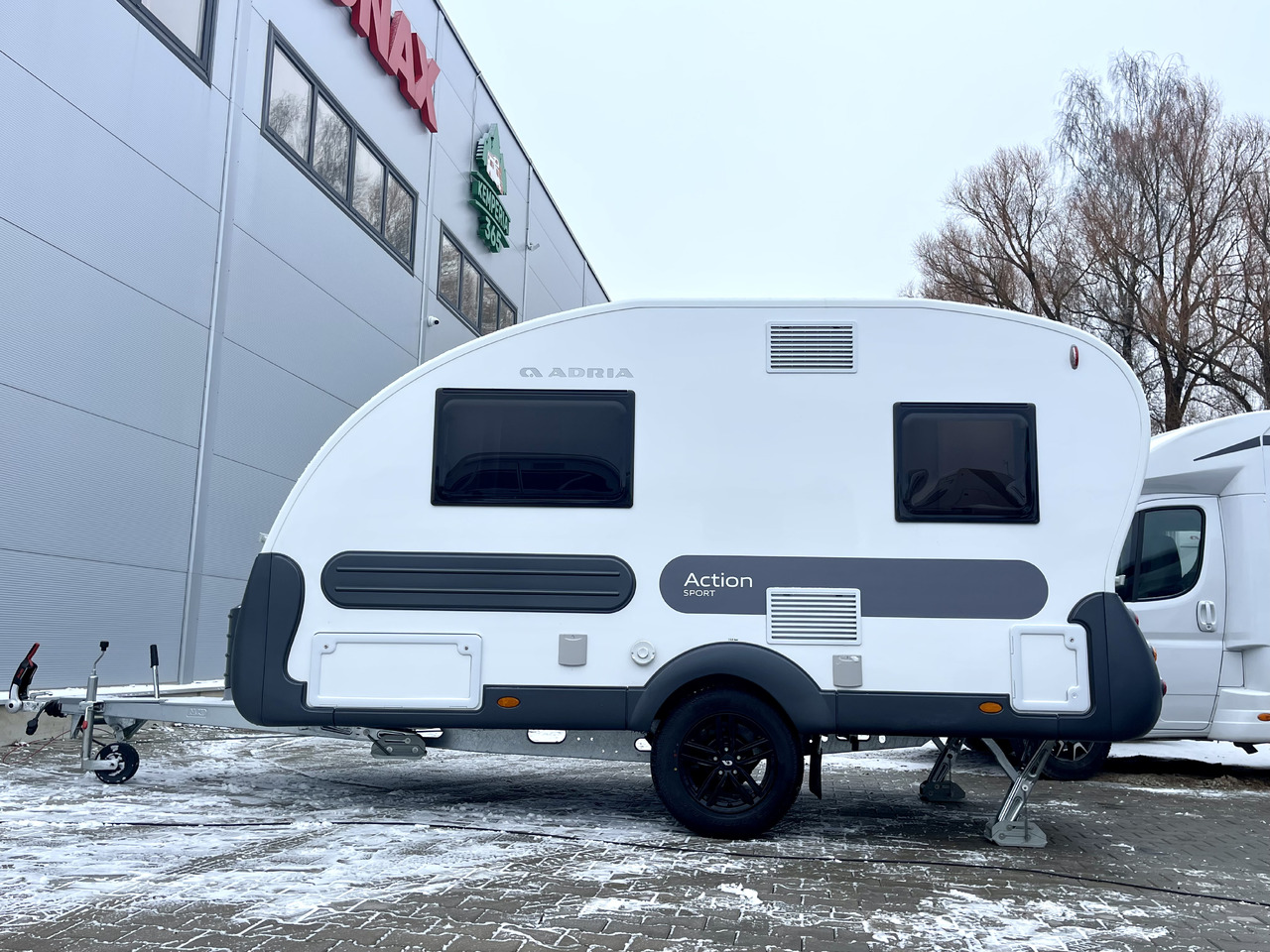 Adria Action Sport - Каравана: снимка 3 Adria Action Sport - Каравана: снимка 3