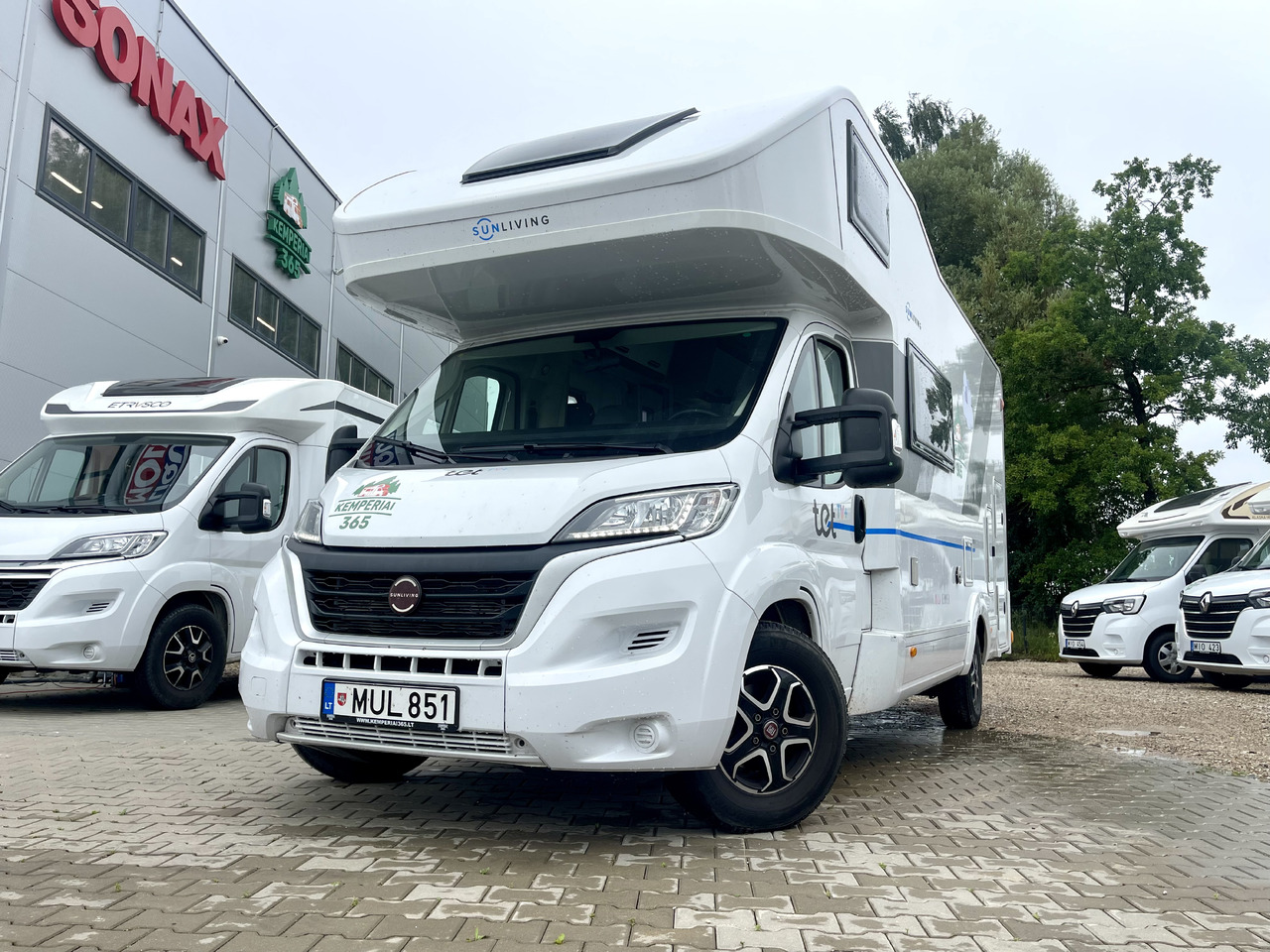 SUN LIVING A 70 DK - Алковен кемпер: снимка 1 SUN LIVING A 70 DK - Алковен кемпер: снимка 1