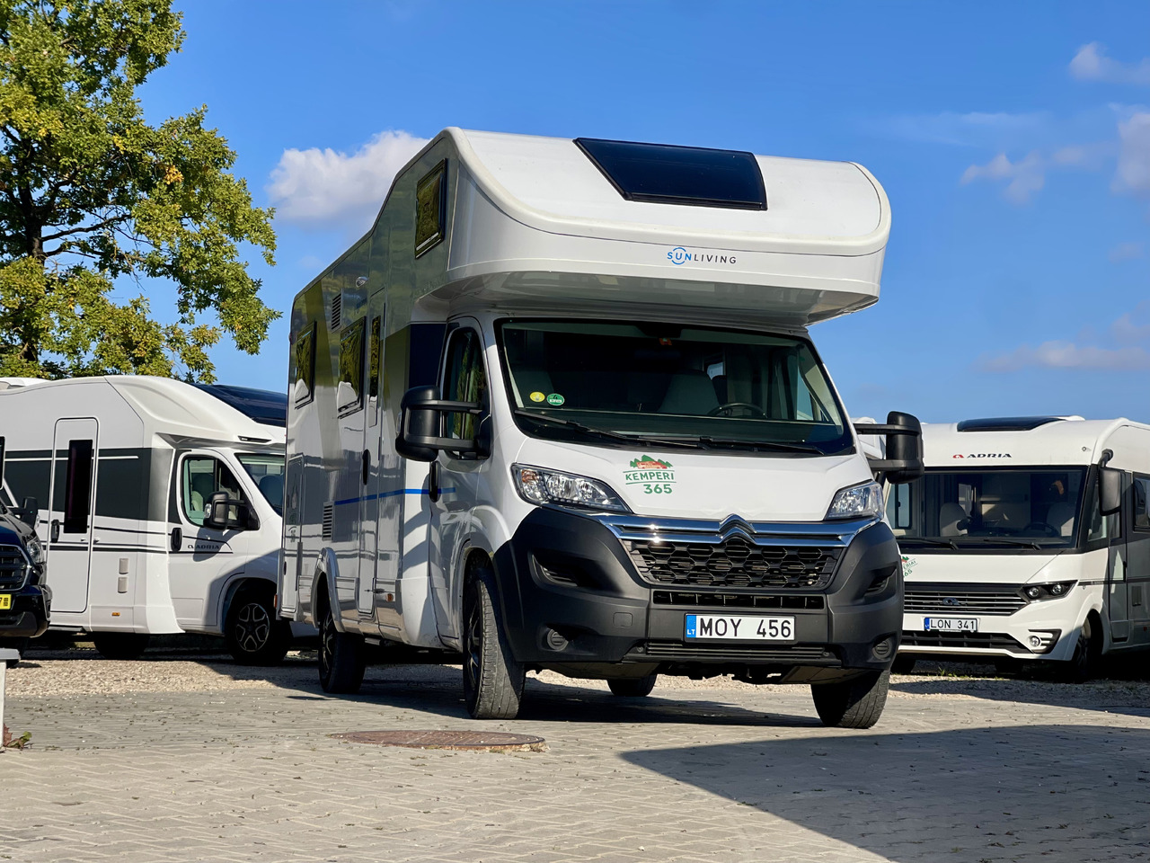 SUN LIVING A 75 DP - Алковен кемпер: снимка 1 SUN LIVING A 75 DP - Алковен кемпер: снимка 1