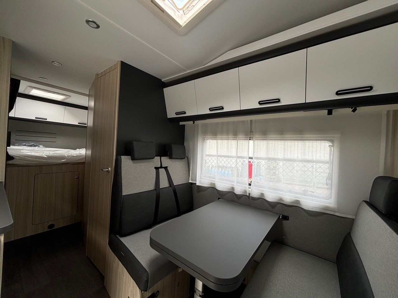 SUN LIVING A 75 DP - Алковен кемпер: снимка 2 SUN LIVING A 75 DP - Алковен кемпер: снимка 2