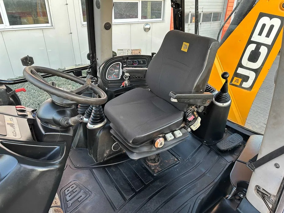JCB 3CX - Багер-товарач: снимка 3 JCB 3CX - Багер-товарач: снимка 3