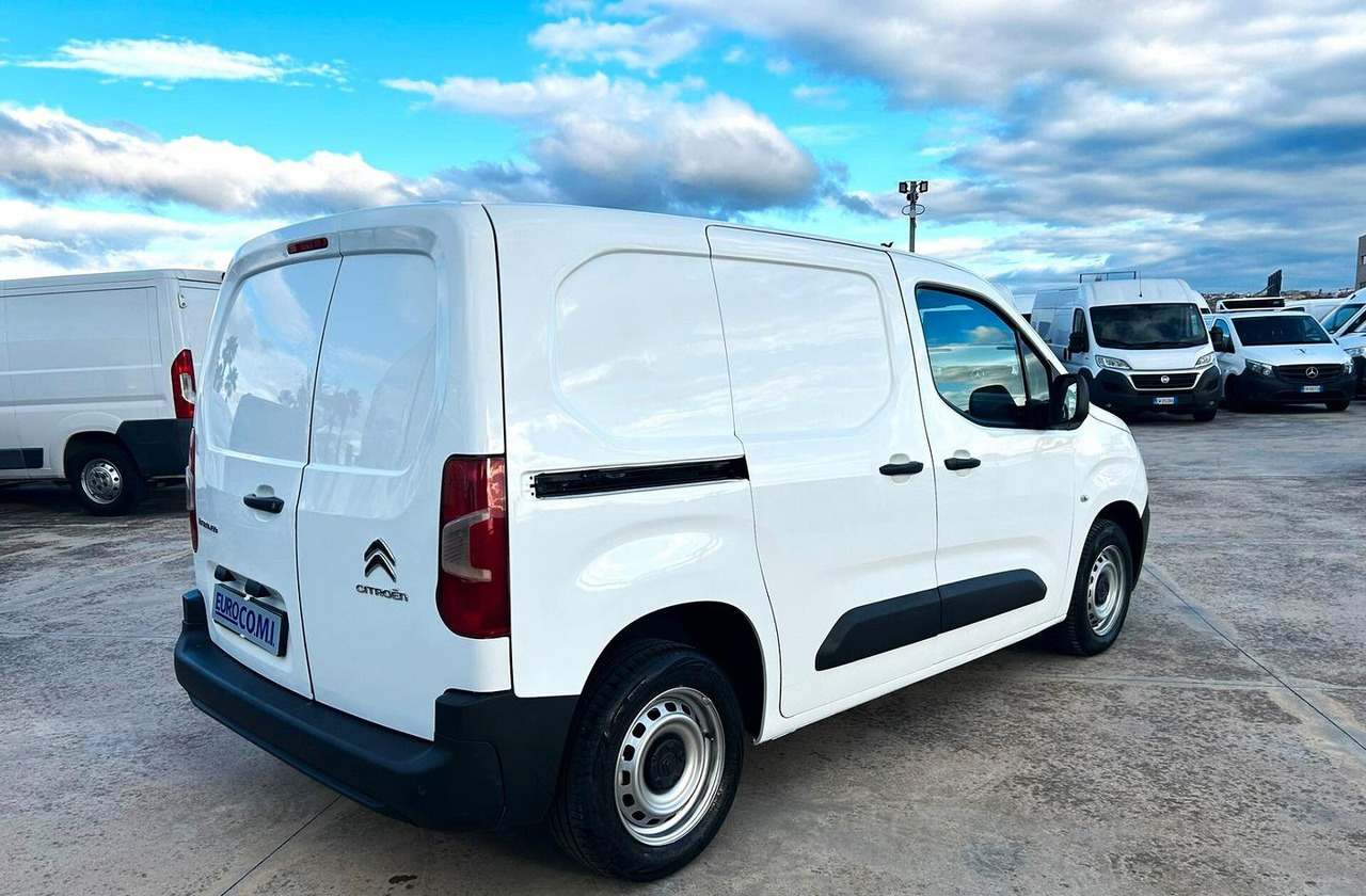 Citroen Berligno 1.6 HDi 100 cv 3 posti - Малък ван: снимка 5 Citroen Berligno 1.6 HDi 100 cv 3 posti - Малък ван: снимка 5