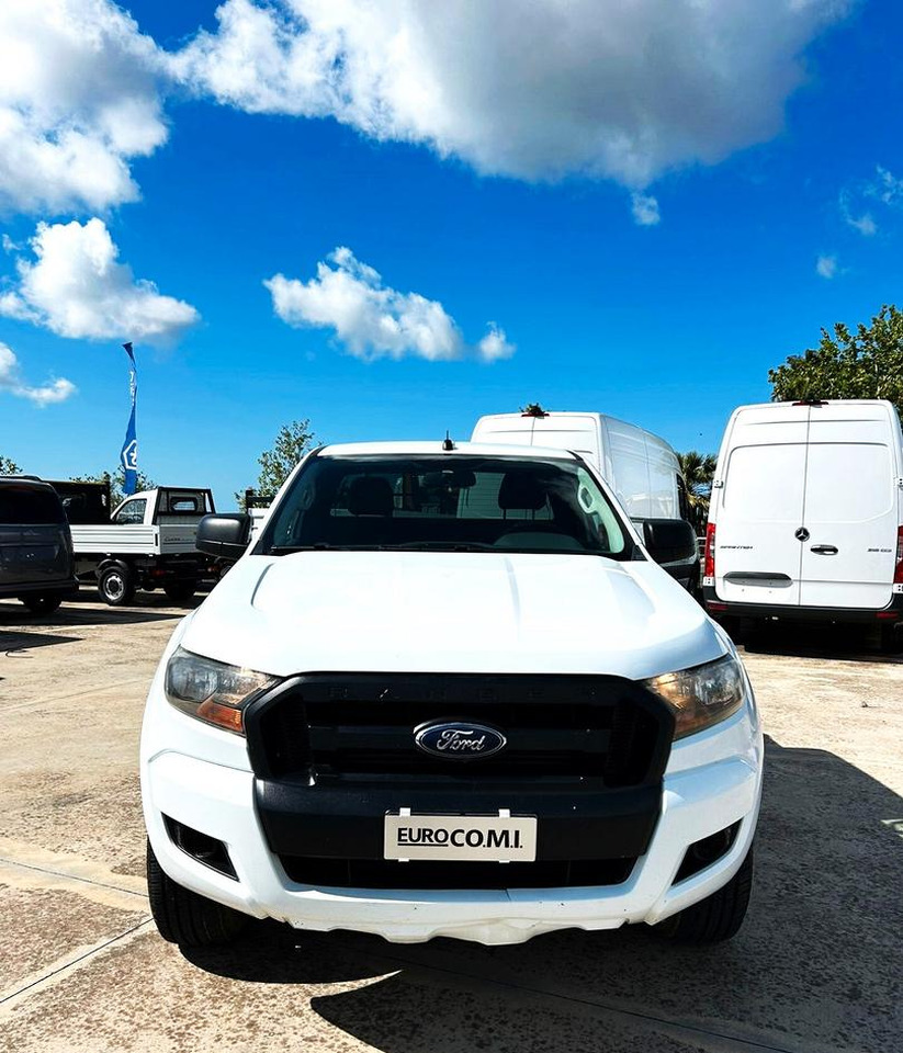 Ford Ranger 2.2 160 cv XL Supercab 4 posti 4wd gan - Пикап: снимка 2 Ford Ranger 2.2 160 cv XL Supercab 4 posti 4wd gan - Пикап: снимка 2