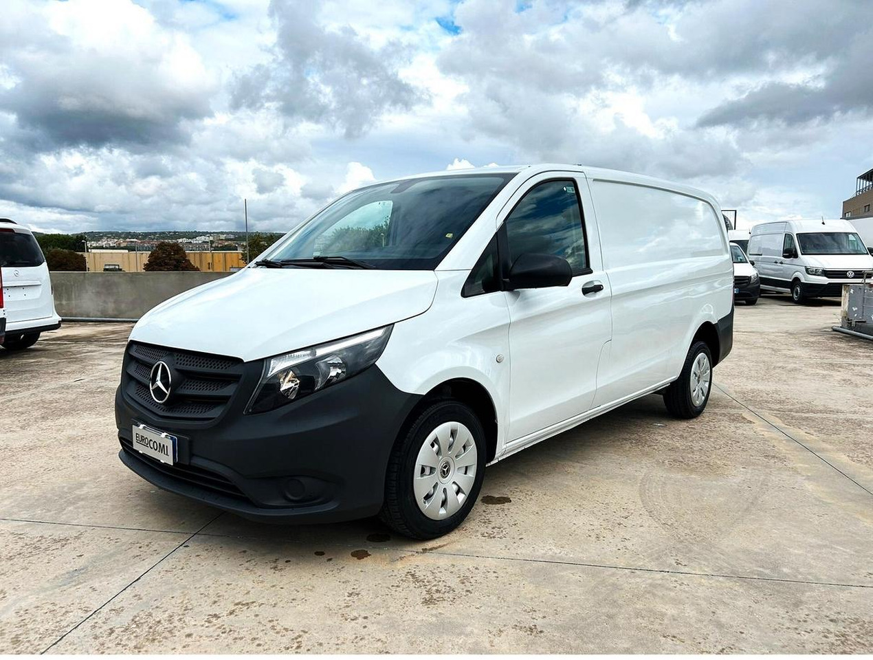 Mercedes Benz Vito 111 Furgone Long - Товарен бус: снимка 1 Mercedes Benz Vito 111 Furgone Long - Товарен бус: снимка 1