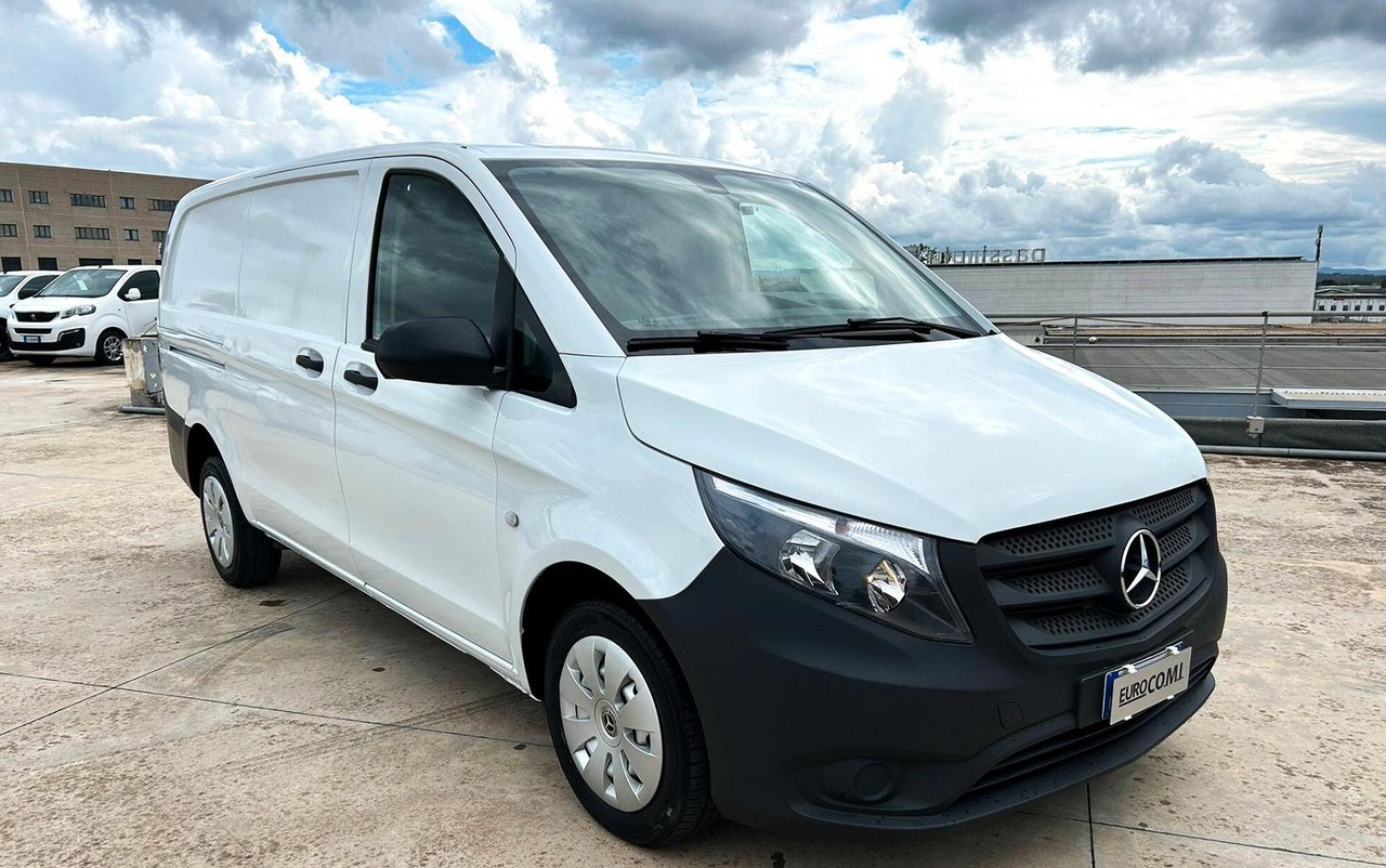 Mercedes Benz Vito 111 Furgone Long - Товарен бус: снимка 3 Mercedes Benz Vito 111 Furgone Long - Товарен бус: снимка 3