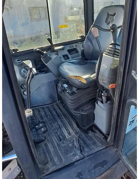 Bobcat E50 - Мини багер: снимка 5 Bobcat E50 - Мини багер: снимка 5