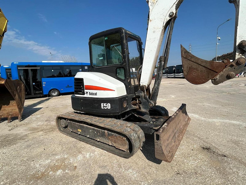 Bobcat E50 - Мини багер: снимка 2 Bobcat E50 - Мини багер: снимка 2