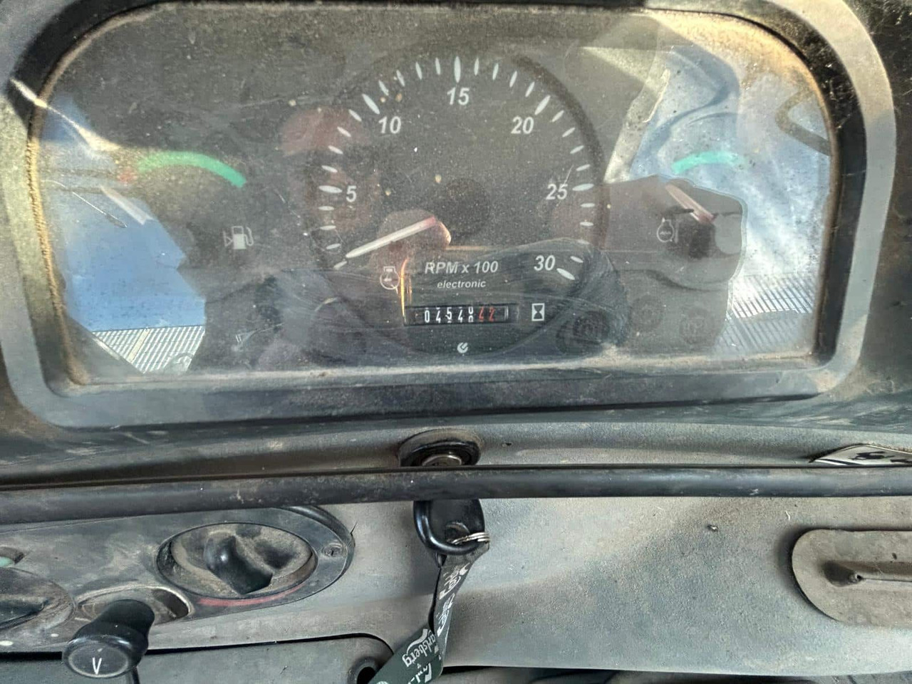 FIAT HITACHI FB100 - Багер-товарач: снимка 5 FIAT HITACHI FB100 - Багер-товарач: снимка 5