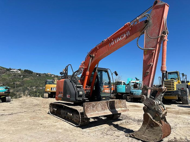 Hitachi ZX135US-6 - Багер: снимка 2 Hitachi ZX135US-6 - Багер: снимка 2