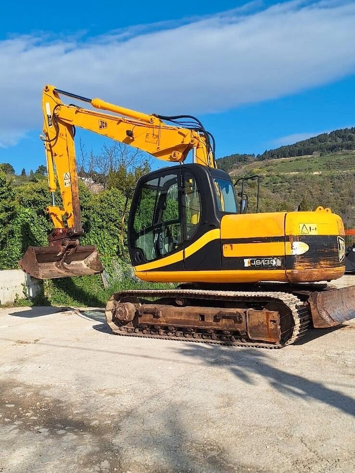 JCB JS130 - Верижен багер: снимка 2 JCB JS130 - Верижен багер: снимка 2