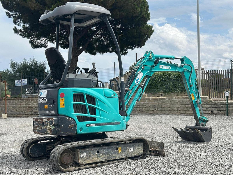 Kobelco SK17SR - Мини багер: снимка 3 Kobelco SK17SR - Мини багер: снимка 3
