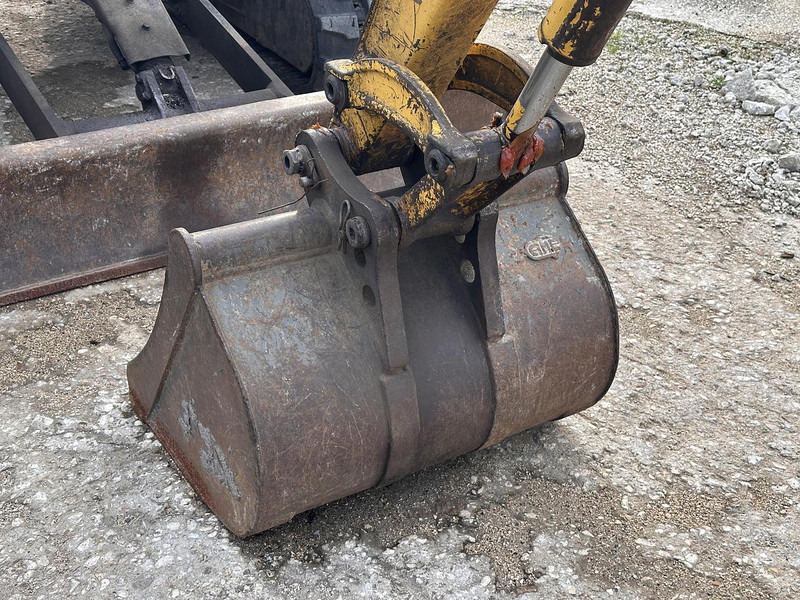 Komatsu PC30 - Мини багер: снимка 5 Komatsu PC30 - Мини багер: снимка 5