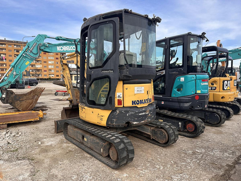 Komatsu PC30 - Мини багер: снимка 2 Komatsu PC30 - Мини багер: снимка 2
