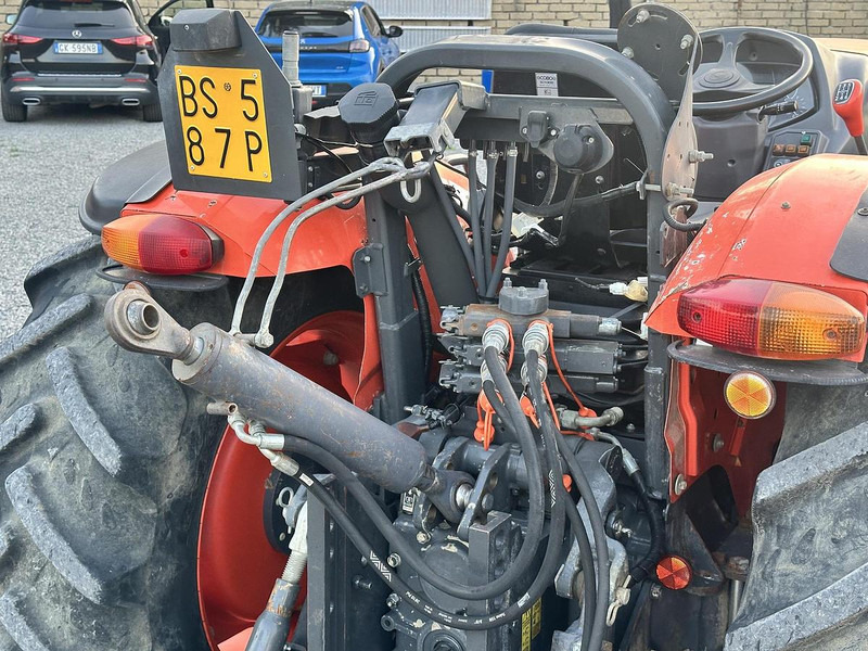 Kubota M5071N - Трактор: снимка 4 Kubota M5071N - Трактор: снимка 4