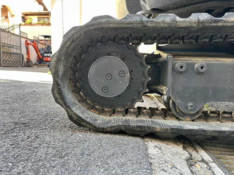 Kubota U27-4 - Мини багер: снимка 5 Kubota U27-4 - Мини багер: снимка 5