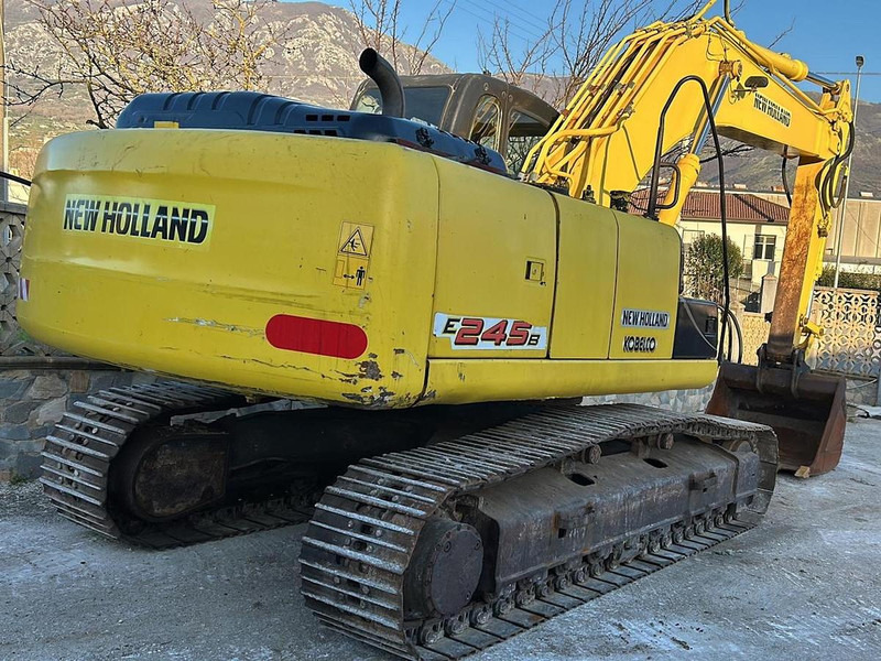 New Holland E245B - Багер: снимка 4 New Holland E245B - Багер: снимка 4