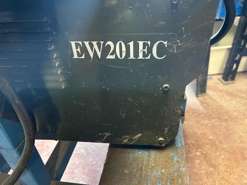 Lincoln EW201EC - Строителна техника: снимка 2 Lincoln EW201EC - Строителна техника: снимка 2