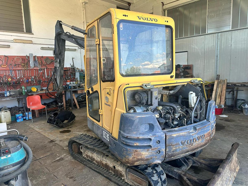 Volvo EC35 - Мини багер: снимка 4 Volvo EC35 - Мини багер: снимка 4