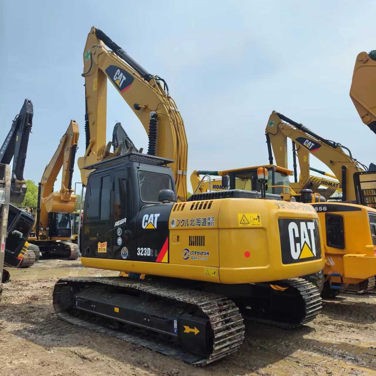 CATERPILLAR 323 - Верижен багер: снимка 1 CATERPILLAR 323 - Верижен багер: снимка 1