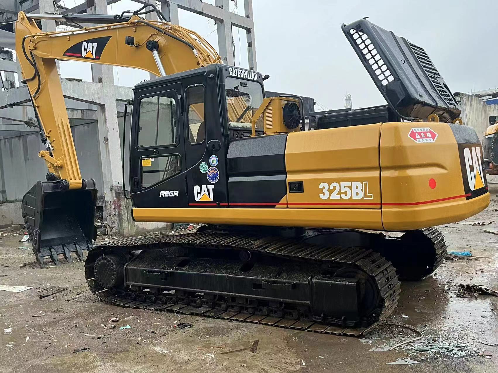 CATERPILLAR 325BL - Верижен багер: снимка 1 CATERPILLAR 325BL - Верижен багер: снимка 1