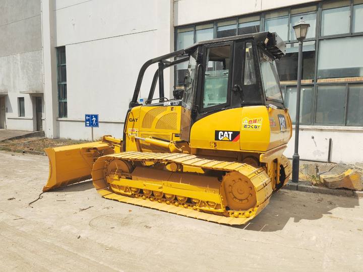 CATERPILLAR D5K - Булдозер: снимка 1 CATERPILLAR D5K - Булдозер: снимка 1
