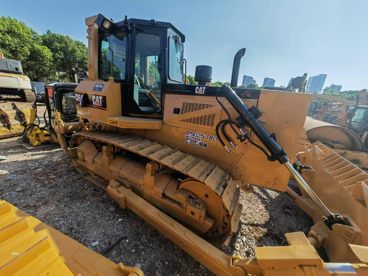 CATERPILLAR D6G - Булдозер: снимка 3 CATERPILLAR D6G - Булдозер: снимка 3