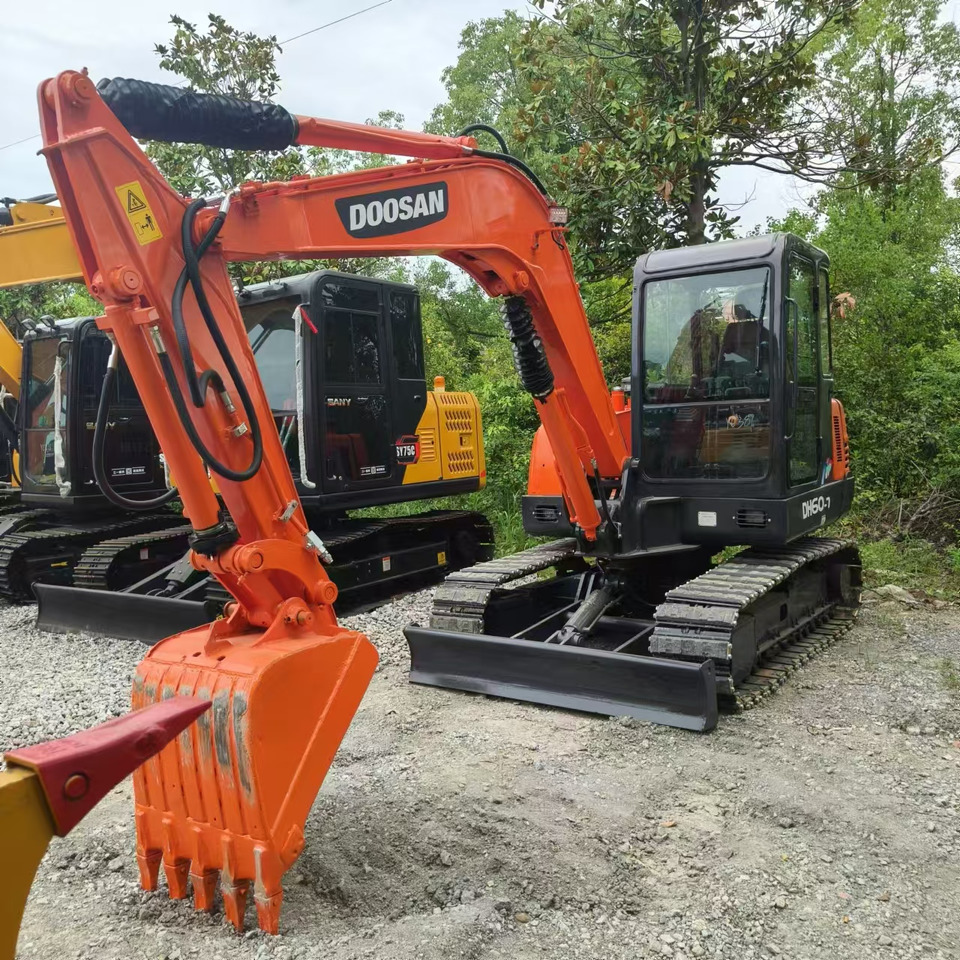 DOOSAN DH60 - Верижен багер: снимка 5 DOOSAN DH60 - Верижен багер: снимка 5