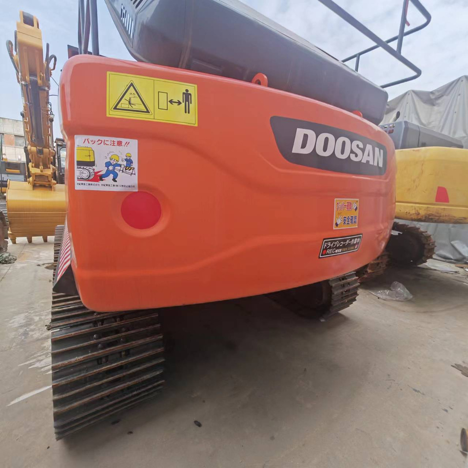 DOOSAN DX300 - Верижен багер: снимка 3 DOOSAN DX300 - Верижен багер: снимка 3