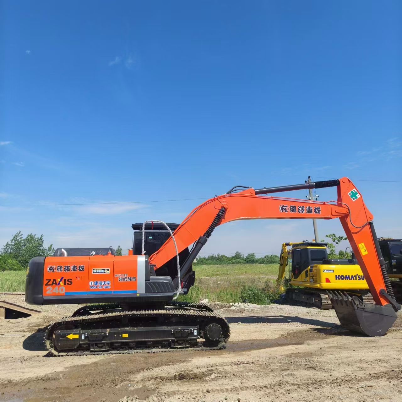 HITACHI ZX240 - Верижен багер: снимка 2 HITACHI ZX240 - Верижен багер: снимка 2