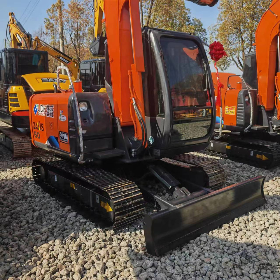 HITACHI ZX60 - Мини багер: снимка 3 HITACHI ZX60 - Мини багер: снимка 3