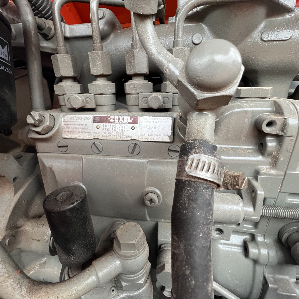 HITACHI ZX80 - Верижен багер: снимка 5 HITACHI ZX80 - Верижен багер: снимка 5