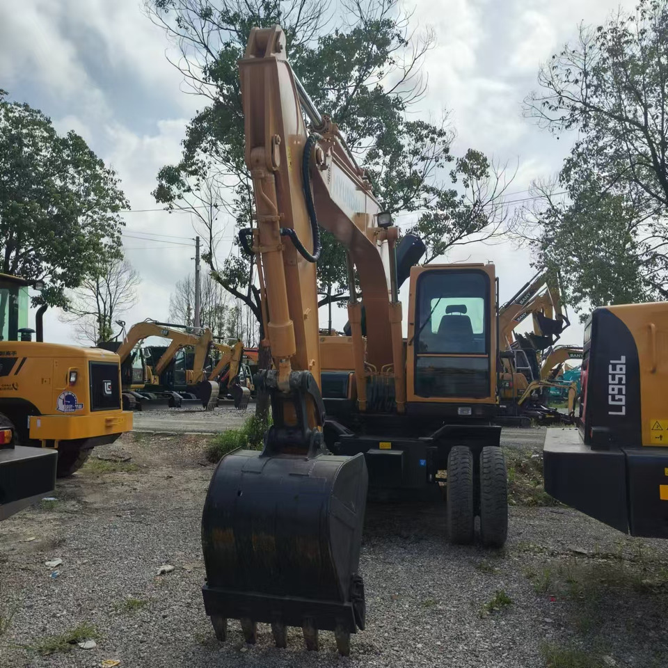 Hyundai R150W-7 - Колесен багер: снимка 4 Hyundai R150W-7 - Колесен багер: снимка 4