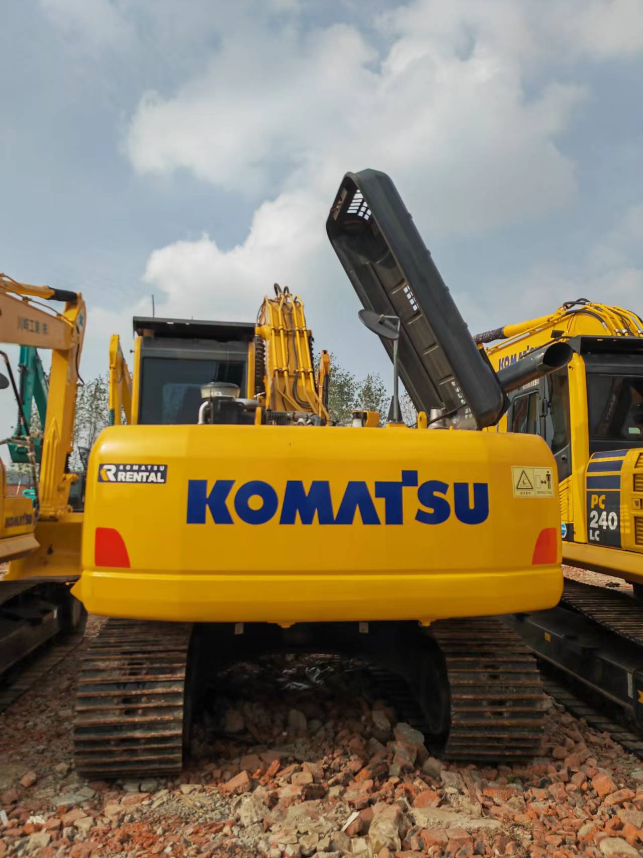 KOMATSU PC200 - Верижен багер: снимка 5 KOMATSU PC200 - Верижен багер: снимка 5