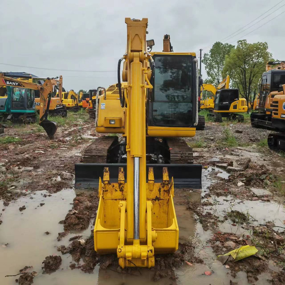 KOMATSU PC60-7 - Верижен багер: снимка 3 KOMATSU PC60-7 - Верижен багер: снимка 3