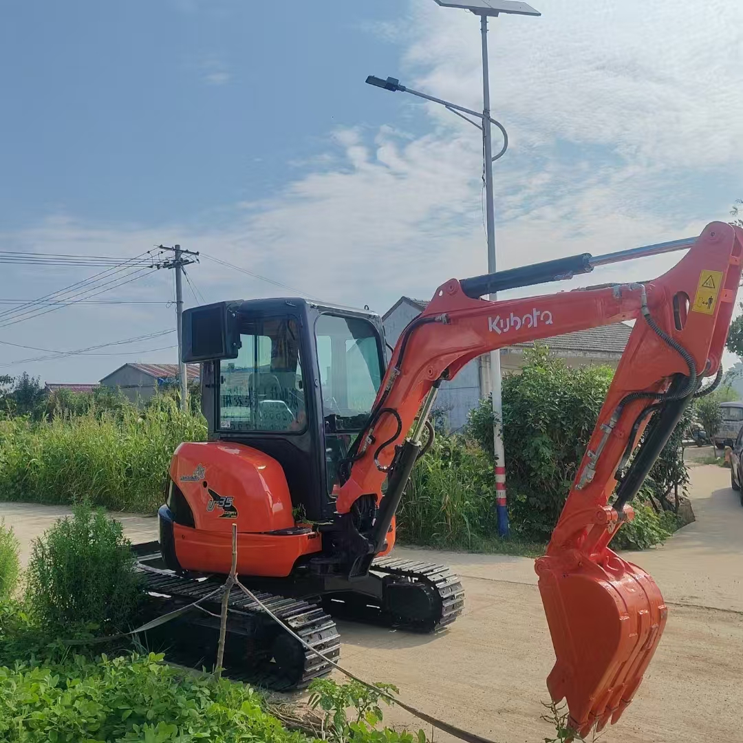 KUBOTA U35 - Мини багер: снимка 3 KUBOTA U35 - Мини багер: снимка 3