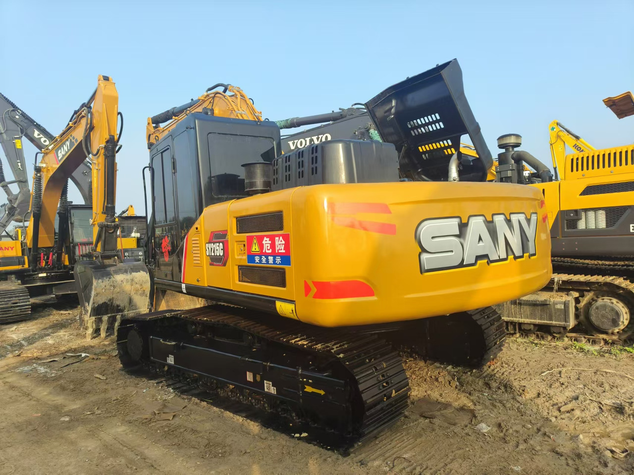 SANY SY215C - Верижен багер: снимка 2 SANY SY215C - Верижен багер: снимка 2