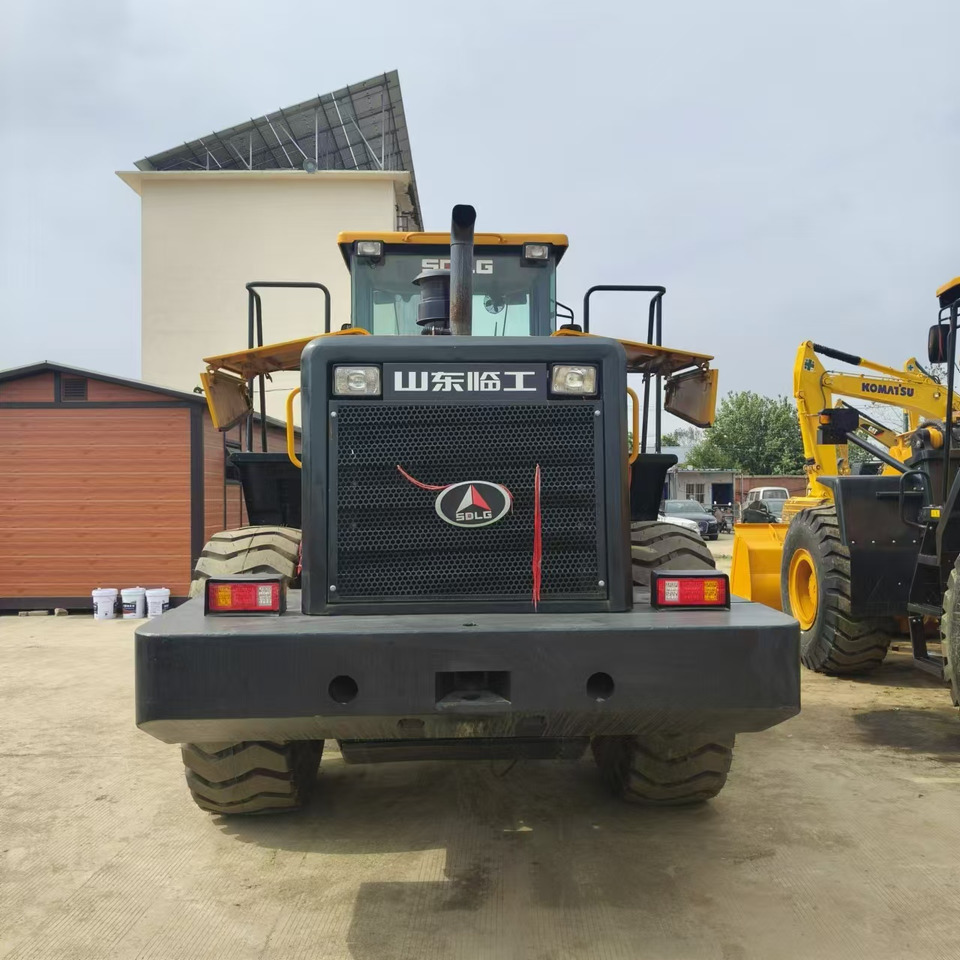 SDLG L956F - Колесен товарач: снимка 2 SDLG L956F - Колесен товарач: снимка 2