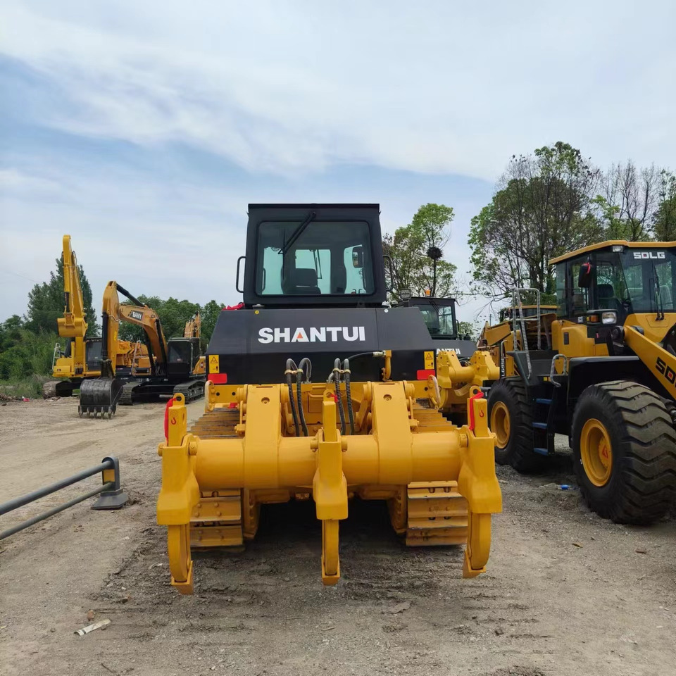SHANTUI SD16 - Булдозер: снимка 3 SHANTUI SD16 - Булдозер: снимка 3