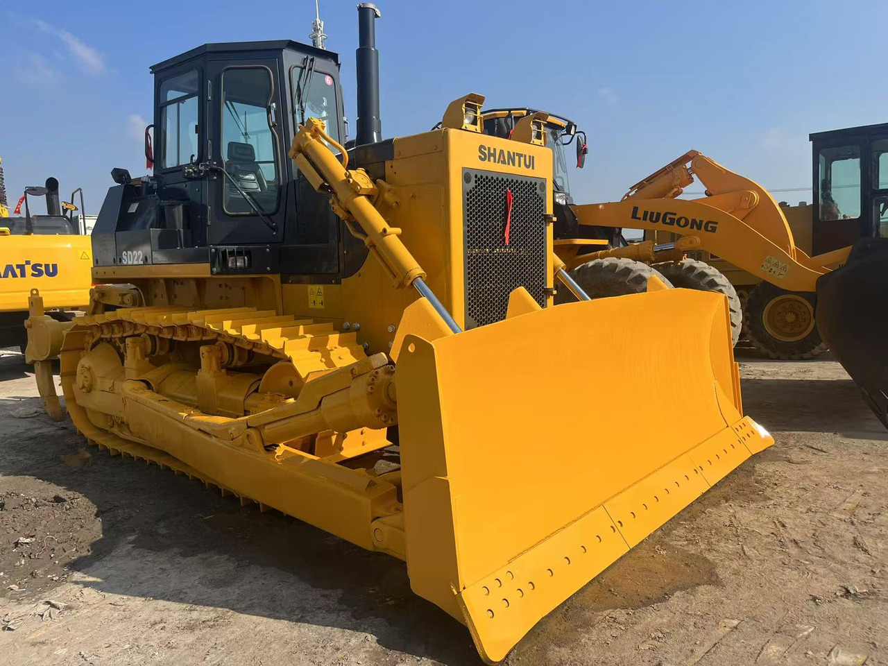 SHANTUI SD22 - Булдозер: снимка 1 SHANTUI SD22 - Булдозер: снимка 1
