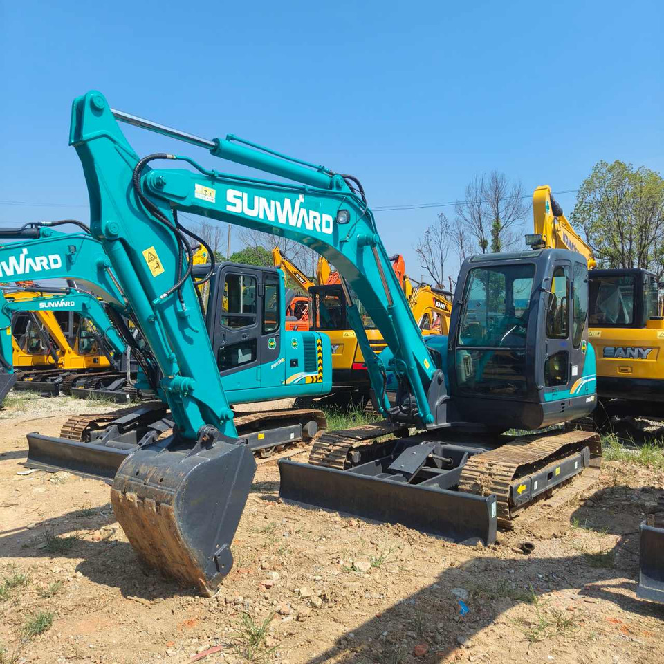 SUNWARD SWE 80E - Верижен багер: снимка 2 SUNWARD SWE 80E - Верижен багер: снимка 2