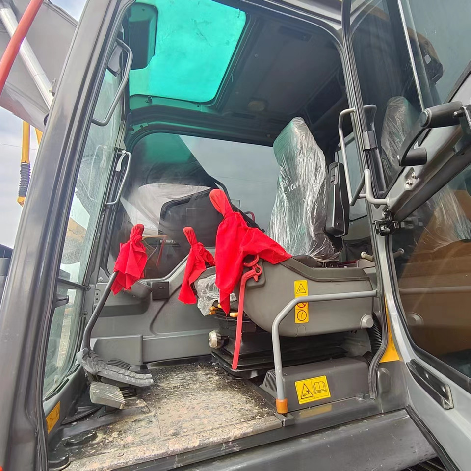 VOLVO EC240 - Верижен багер: снимка 5 VOLVO EC240 - Верижен багер: снимка 5