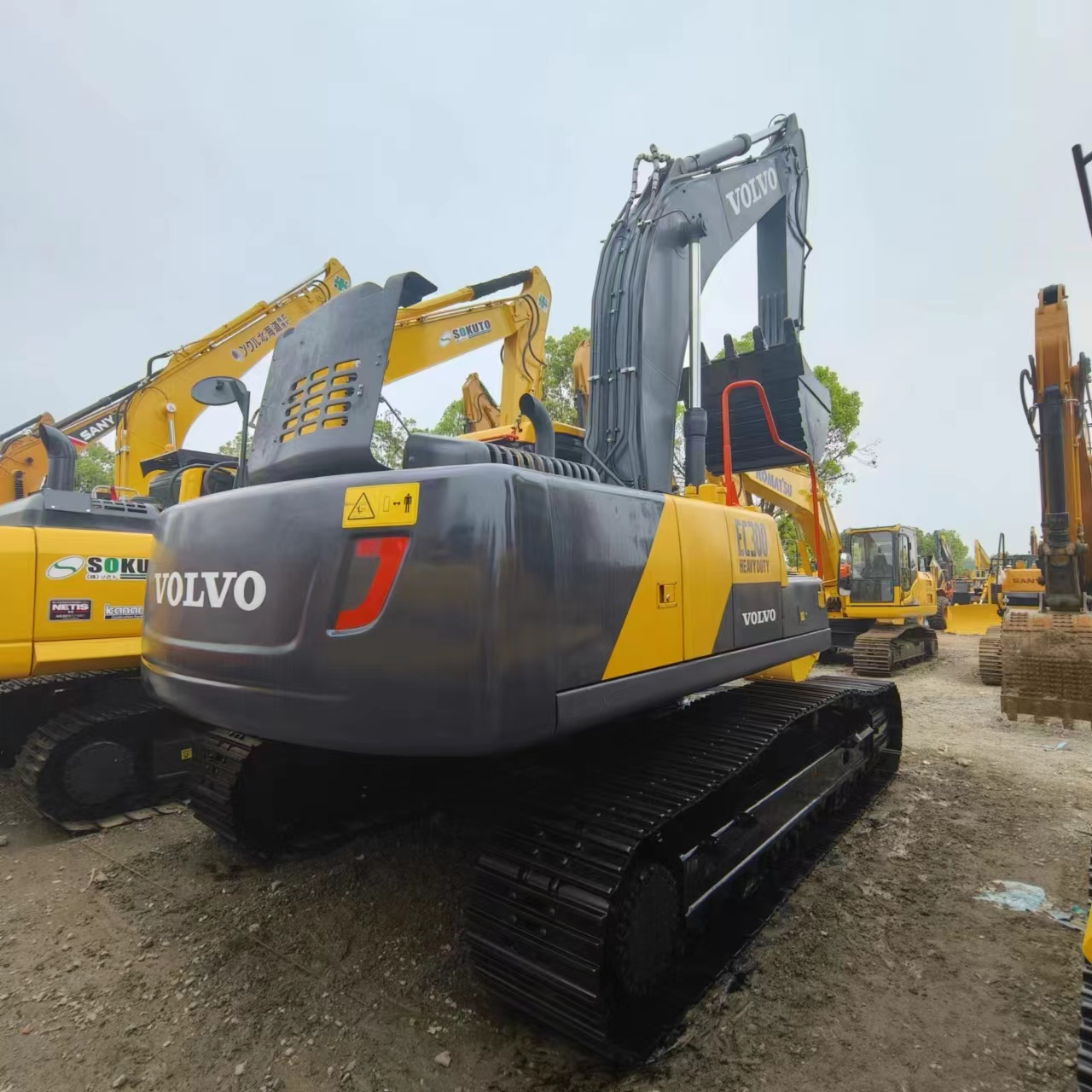 Верижен багер VOLVO EC300: снимка 6