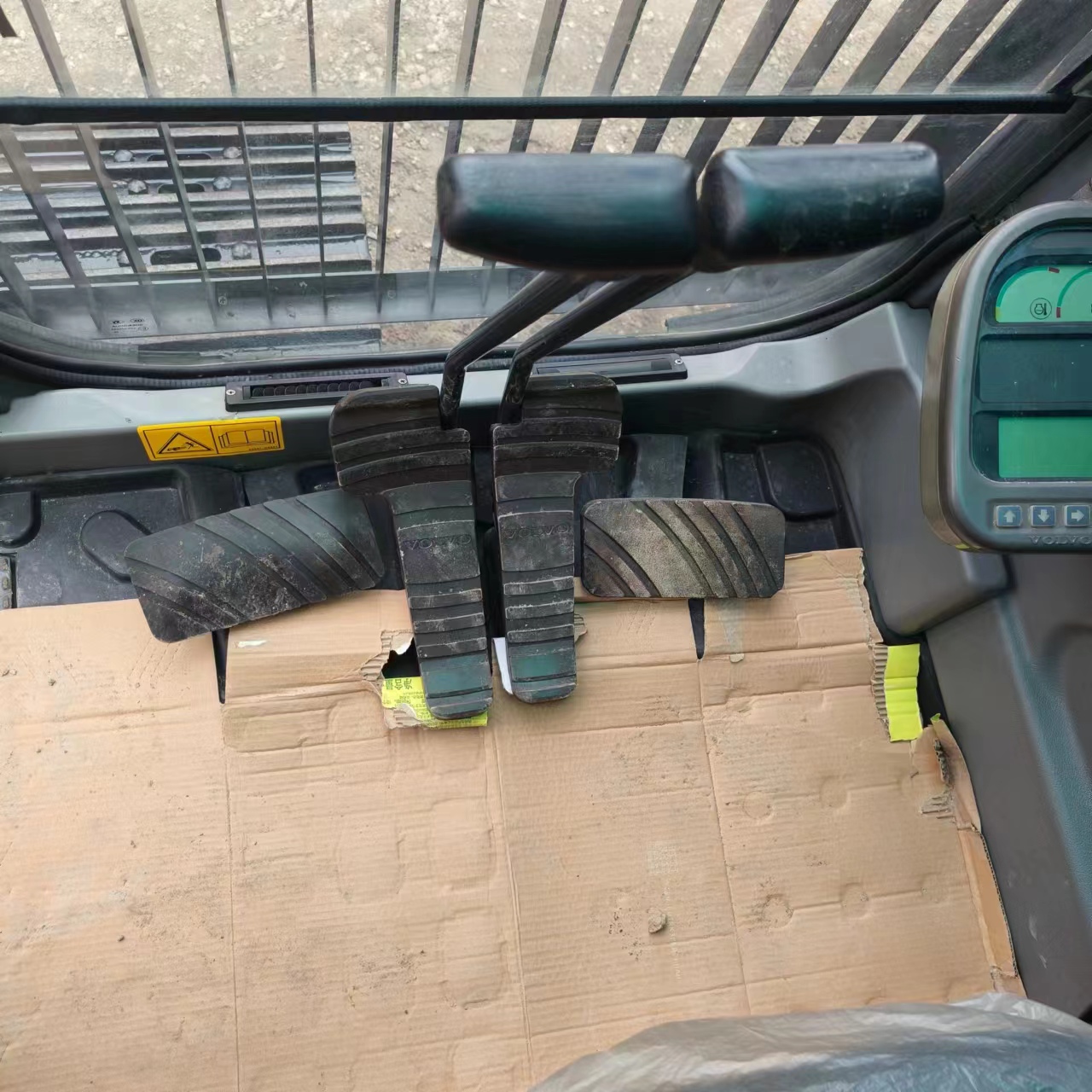 Верижен багер VOLVO EC300: снимка 10