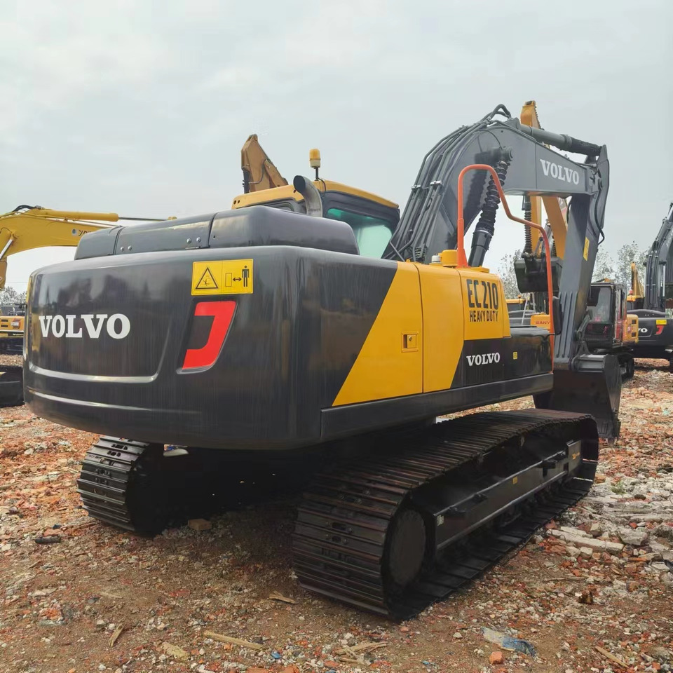 Верижен багер Volvo EC210: снимка 8