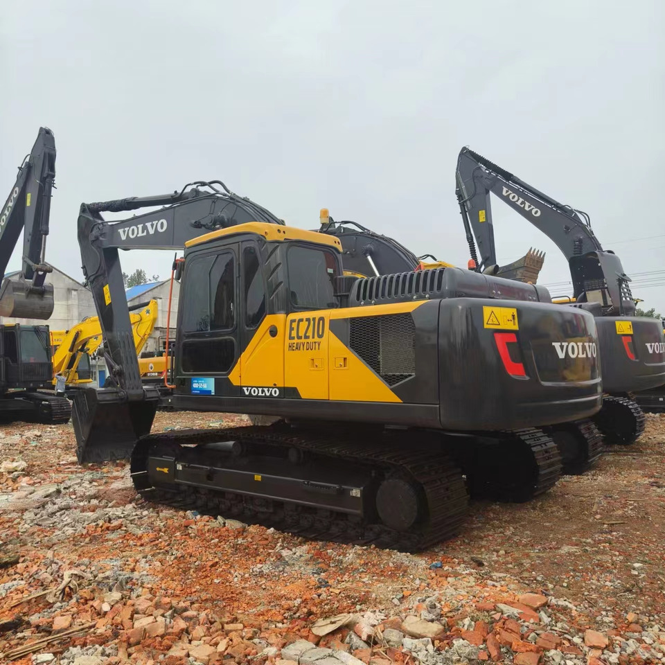 Volvo EC210 - Верижен багер: снимка 4 Volvo EC210 - Верижен багер: снимка 4